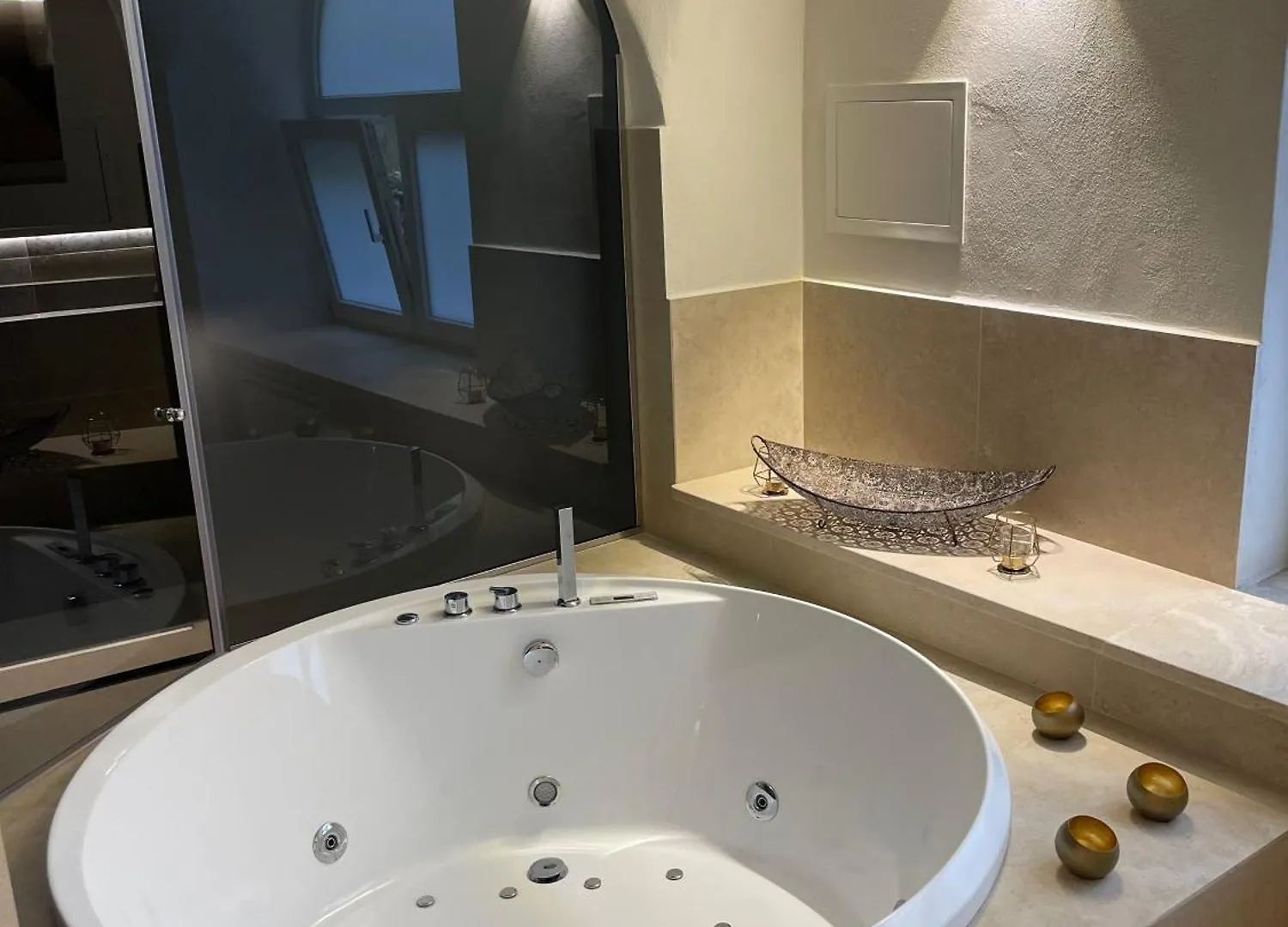 Domus Parthenope Deluxe Apartment Naples 0*,