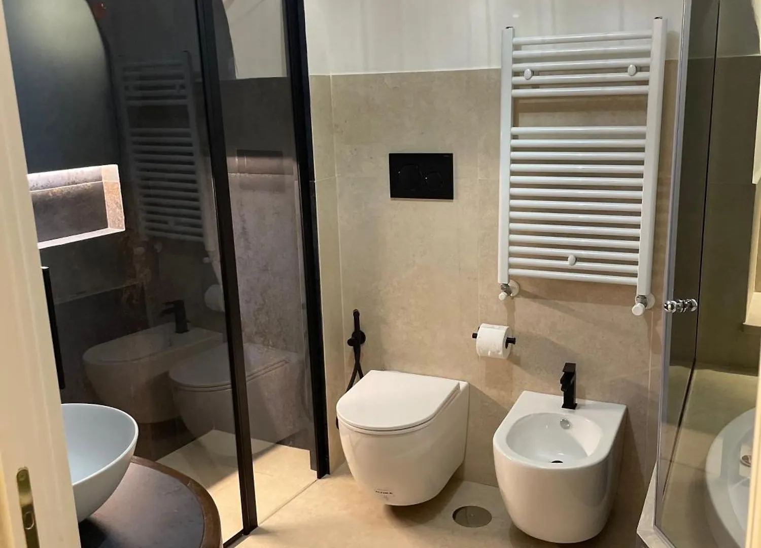 Domus Parthenope Deluxe Apartment Naples Italy