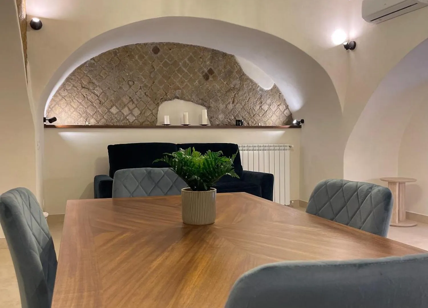 Domus Parthenope Deluxe Apartment Naples Italy
